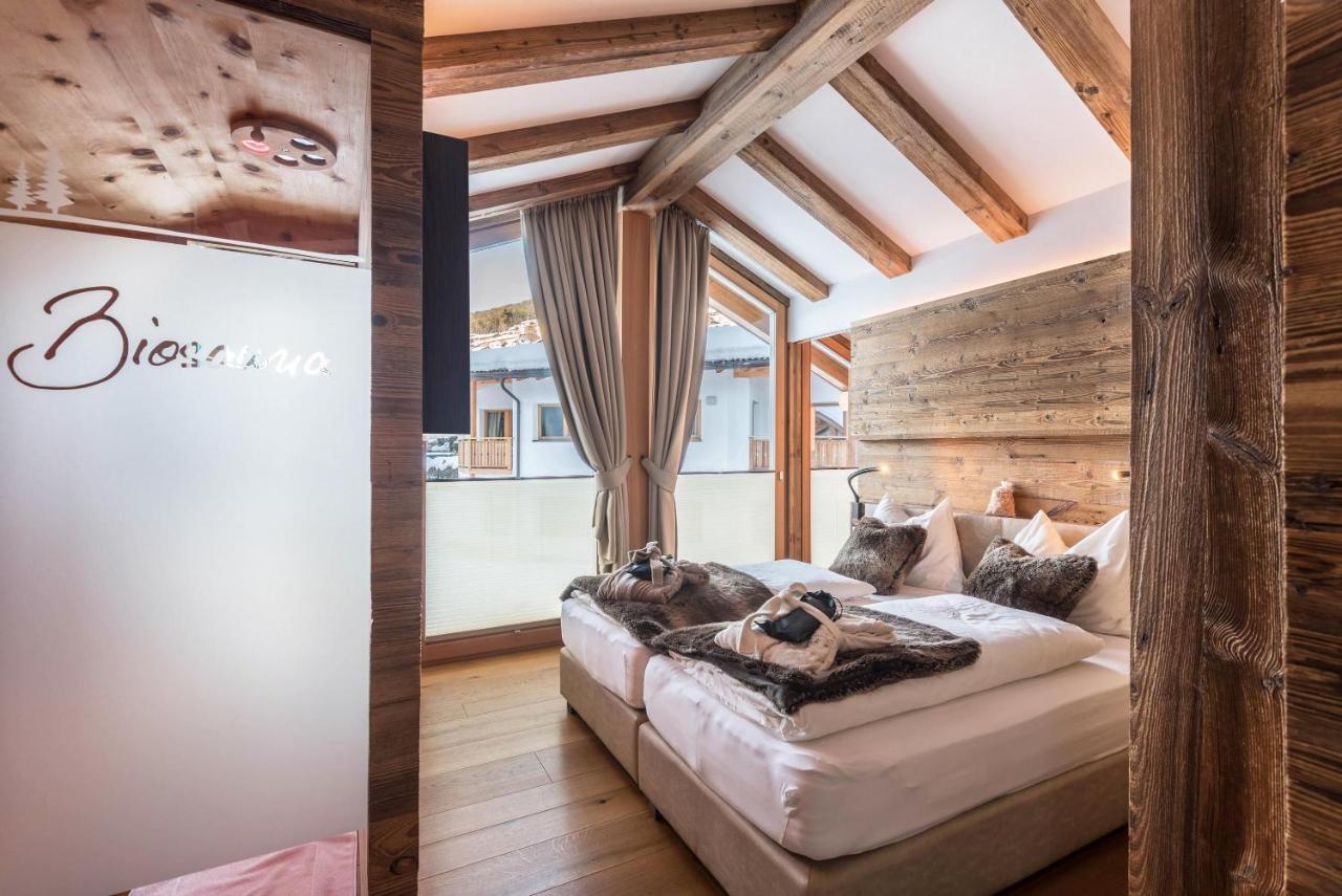 Paruda Mountainchalet Villa Urtijëi Buitenkant foto